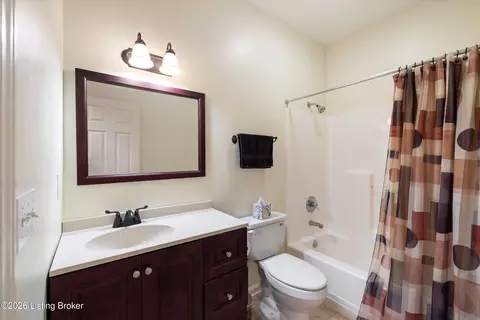 Bath - 75 Magnolia Ct, Pendleton, KY 40055 photo 3 of 4