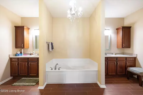 Bath - 75 Magnolia Ct, Pendleton, KY 40055 photo 1 of 4