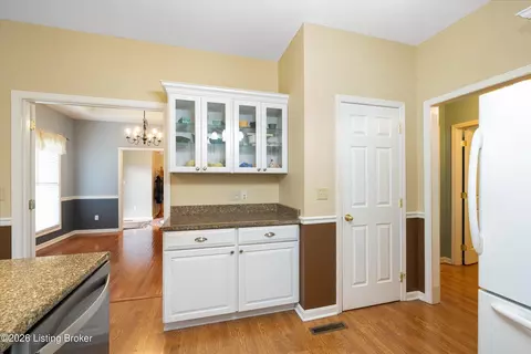 Entry Way - 75 Magnolia Ct, Pendleton, KY 40055 photo 3 of 6