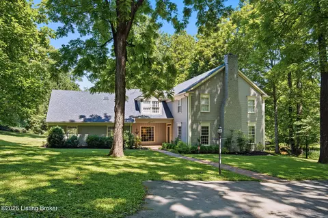 12204 E Osage Rd, Louisville, KY 40223