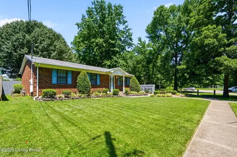 5608 Obrecht Ave, Louisville, KY 40219