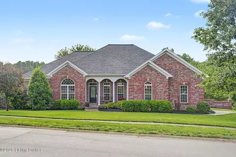 5710 Valley Park Dr, Louisville, KY 40299