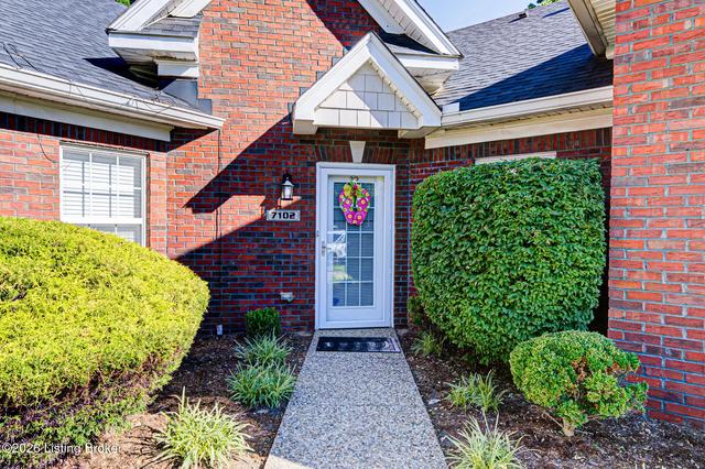7102 Emily Ann Ln, Crestwood, KY 40014