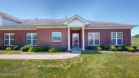 117 Clubhouse Dr, Shelbyville, KY 40065