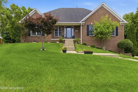 13307 Harris Ridge Ct, Louisville, KY 40223