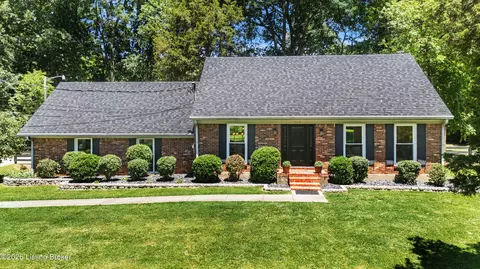 2813 Rosewood Rd, La Grange, KY 40031