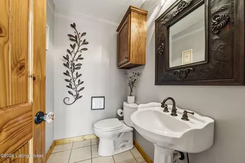 Bath - 99 Wren Ln, Bee Spring, KY 42207 photo 6 of 7