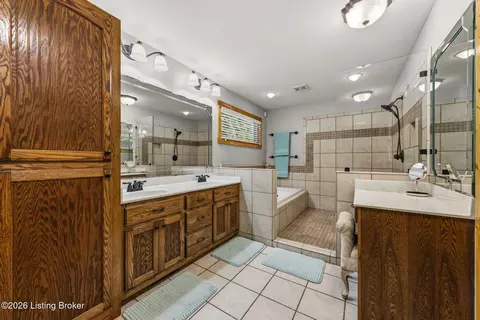Bath - 99 Wren Ln, Bee Spring, KY 42207 photo 1 of 7