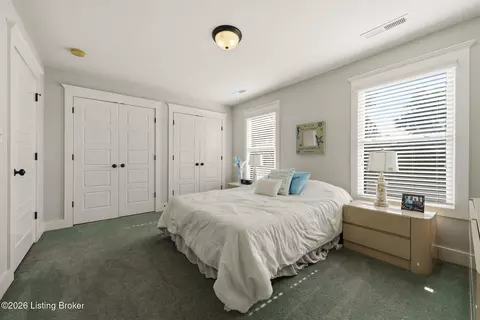 Bedroom - 99 Wren Ln, Bee Spring, KY 42207 photo 5 of 6