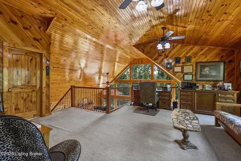 Entry Way - 99 Wren Ln, Bee Spring, KY 42207 photo 3 of 3