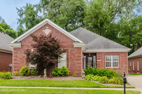 7120 Brett Frazier Dr, Louisville, KY 40291