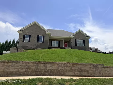 13000 Pond Creek Dr, Goshen, KY 40026