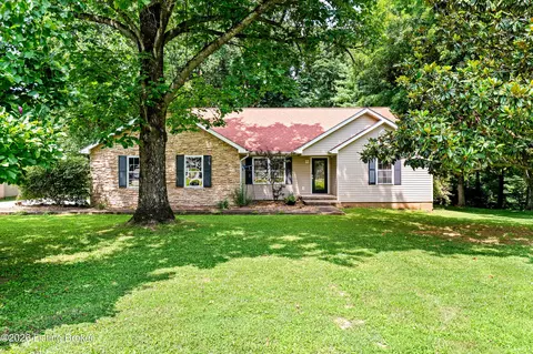 250 Wicker Ln, Brooks, KY 40109