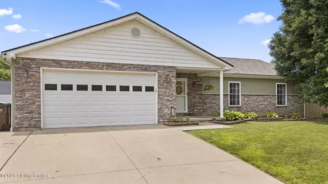 121 Mourning Dove Dr, Warsaw, KY 41095