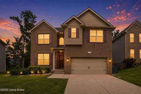 227 Belden Trl, Louisville, KY 40245