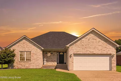 1590 Stringer Ln, Mount Washington, KY 40047