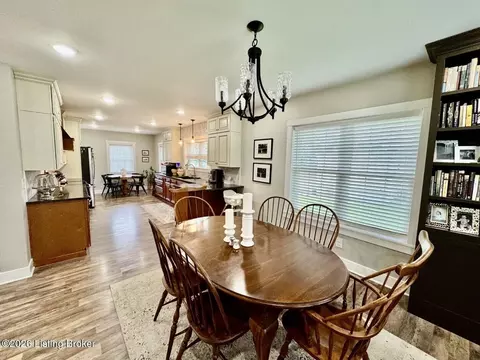 204 E Virginia Ave, Springfield, KY 40069 photo 7