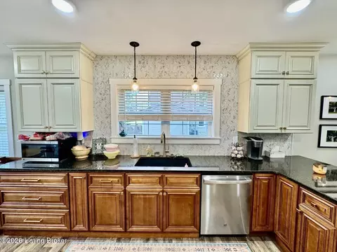 204 E Virginia Ave, Springfield, KY 40069 photo 11