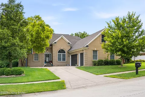 17509 Polo Run Ln, Louisville, KY 40245