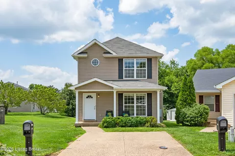 12202 Hideaway Ct, Louisville, KY 40245