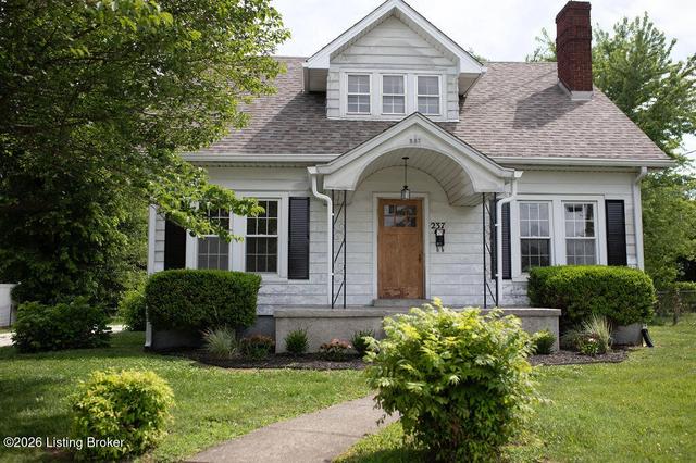 237 S Greensburg St, Hodgenville, KY 42748