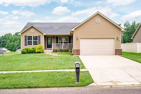 125 Boone Trce, Radcliff, KY 40160