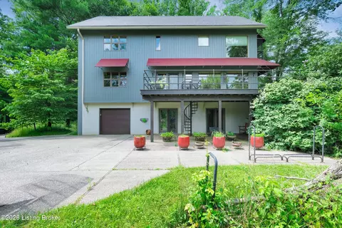 3300 N Buckeye Ln, Goshen, KY 40026
