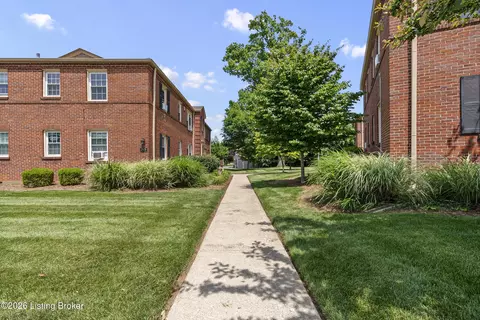 2639 Landor Ave UNIT 3C, Louisville, KY 40205