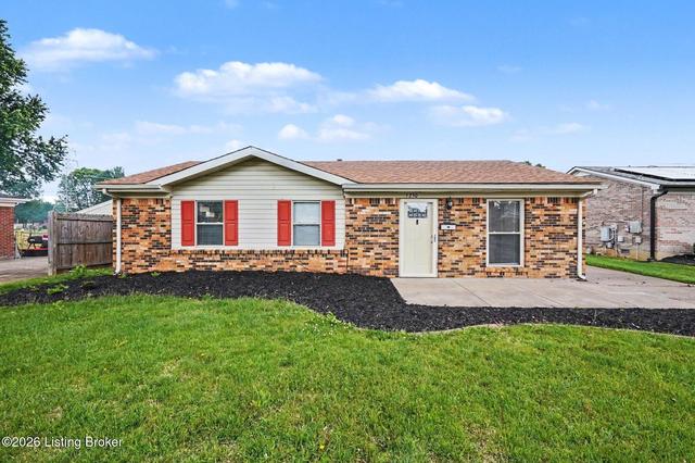 5230 Mt Holyoke Dr, Louisville, KY 40216