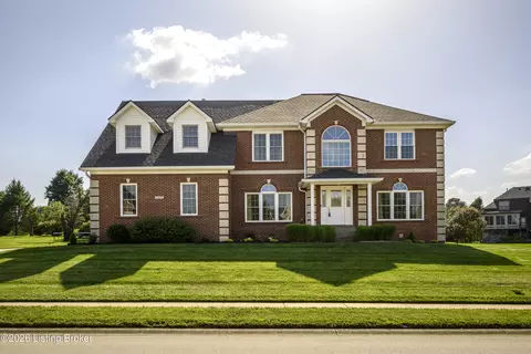 3058 Wolf Lake Blvd, New Albany, IN 47150