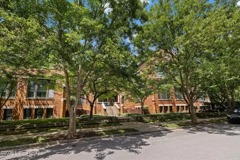 2525 George Rogers Clark Pl #T09, Louisville, KY 40206