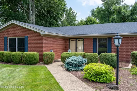 9814 Boxford Ct, Louisville, KY 40242