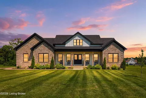 449 S Stallard Dr, Shelbyville, KY 40065