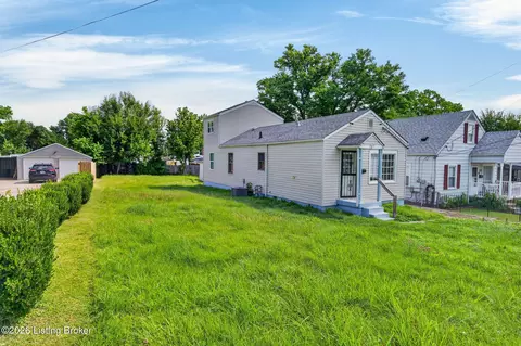 1327 Shingo Ave, Louisville, KY 40215