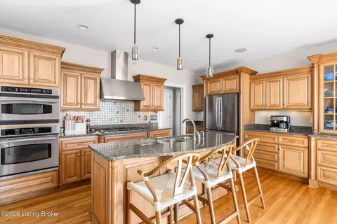 Kitchen - 5305 Juniper Beach Rd, Prospect, KY 40059 photo 3 of 6