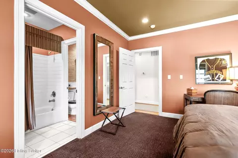 Bedroom - 5305 Juniper Beach Rd, Prospect, KY 40059 photo 12 of 14