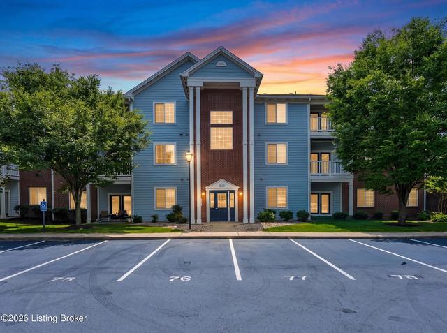 2600 Aristocrat Pl #302, Louisville, KY 40299