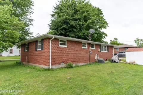 106 W 1st St, Hanover, IN 47243 photo 30