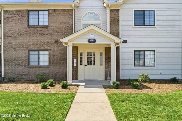 8510 Ambrosse Ln #207, Louisville, KY 40299