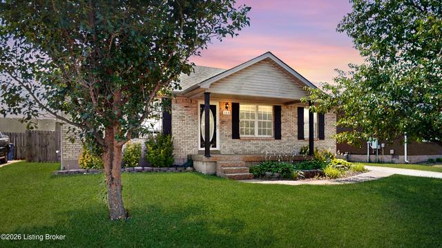 164 Drake Dr, Shepherdsville, KY 40165