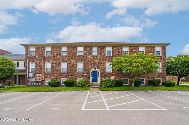 8126 Lake Ter #G11, Louisville, KY 40222
