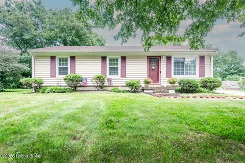 8911 Ash Ave, Pewee Valley, KY 40056