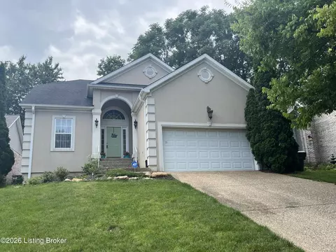 8408 Biggin Hill Ln, Louisville, KY 40220