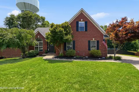 13613 Forest Bend Cir, Louisville, KY 40245