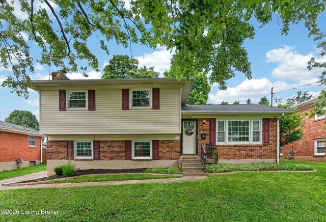 6937 Norlynn Dr, Louisville, KY 40228