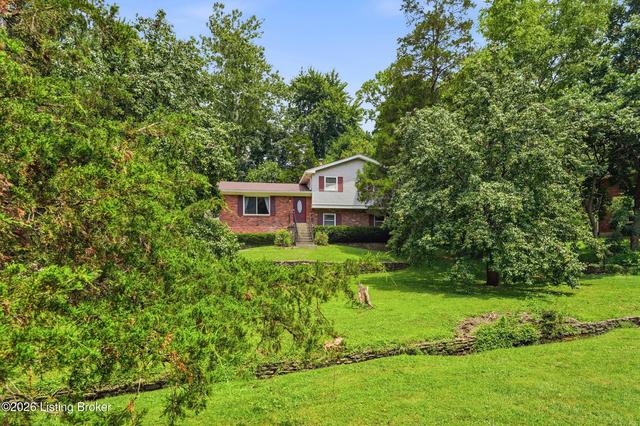 5206 Cool Brook Rd, Louisville, KY 40291