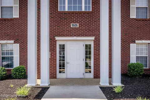 9606 Preston Spring Dr #104, Louisville, KY 40229