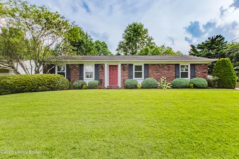 1704 Ormsby Ln, Louisville, KY 40222