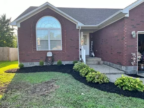 317 Madison Rae Blvd, Shepherdsville, KY 40165