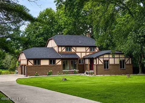 3822 Carriage Hill Dr, Crestwood, KY 40014